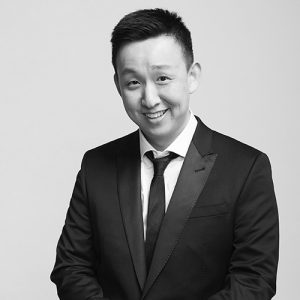 Yelian Headshot Yelian He in Collide Ensemble, a Melbourne-based Saxophone Cello and Piano group